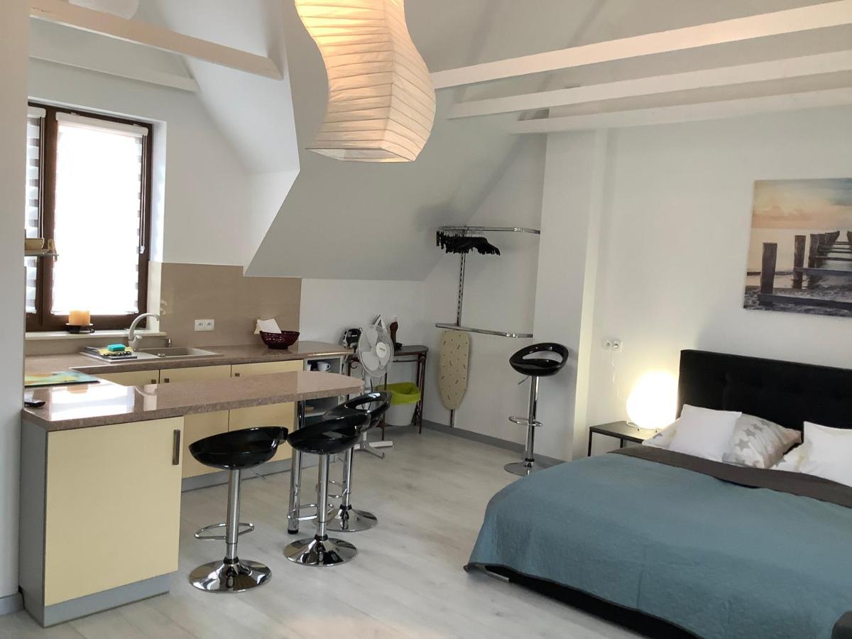 Apartamenty Kris Mikołajki Екстериор снимка