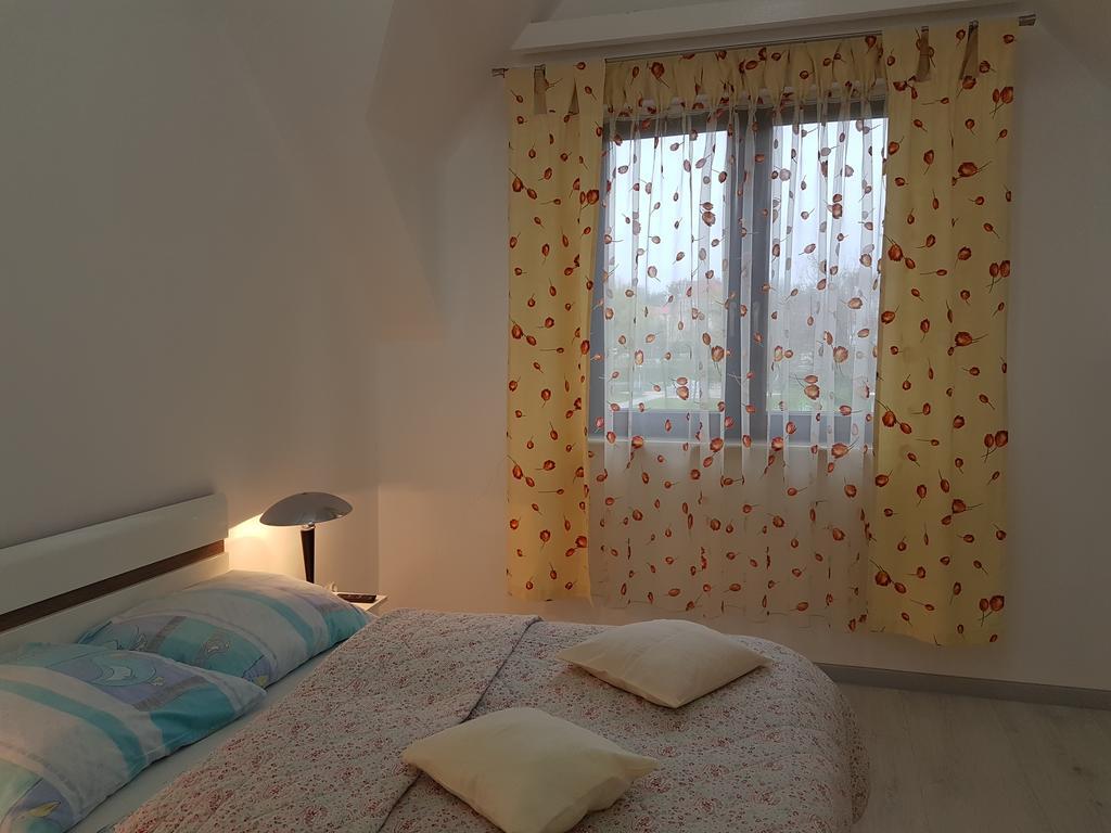 Apartamenty Kris Mikołajki Екстериор снимка